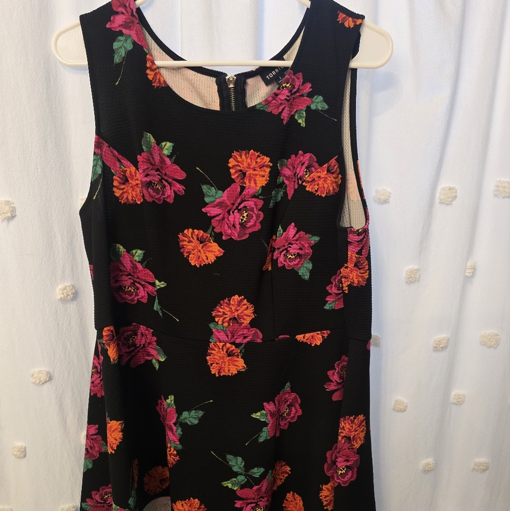 Torrid Fit and Flare Black Pink Hi Lo Tunic Multiple Sizes
